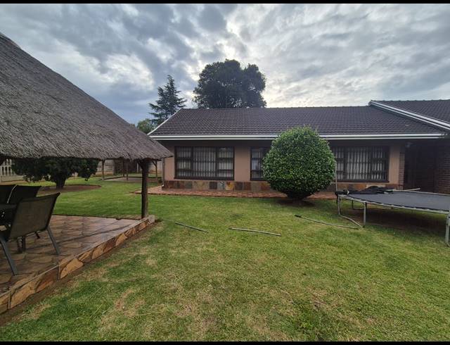4 BEDROOM HOUSE FOR SALE IN ARCON PARK
